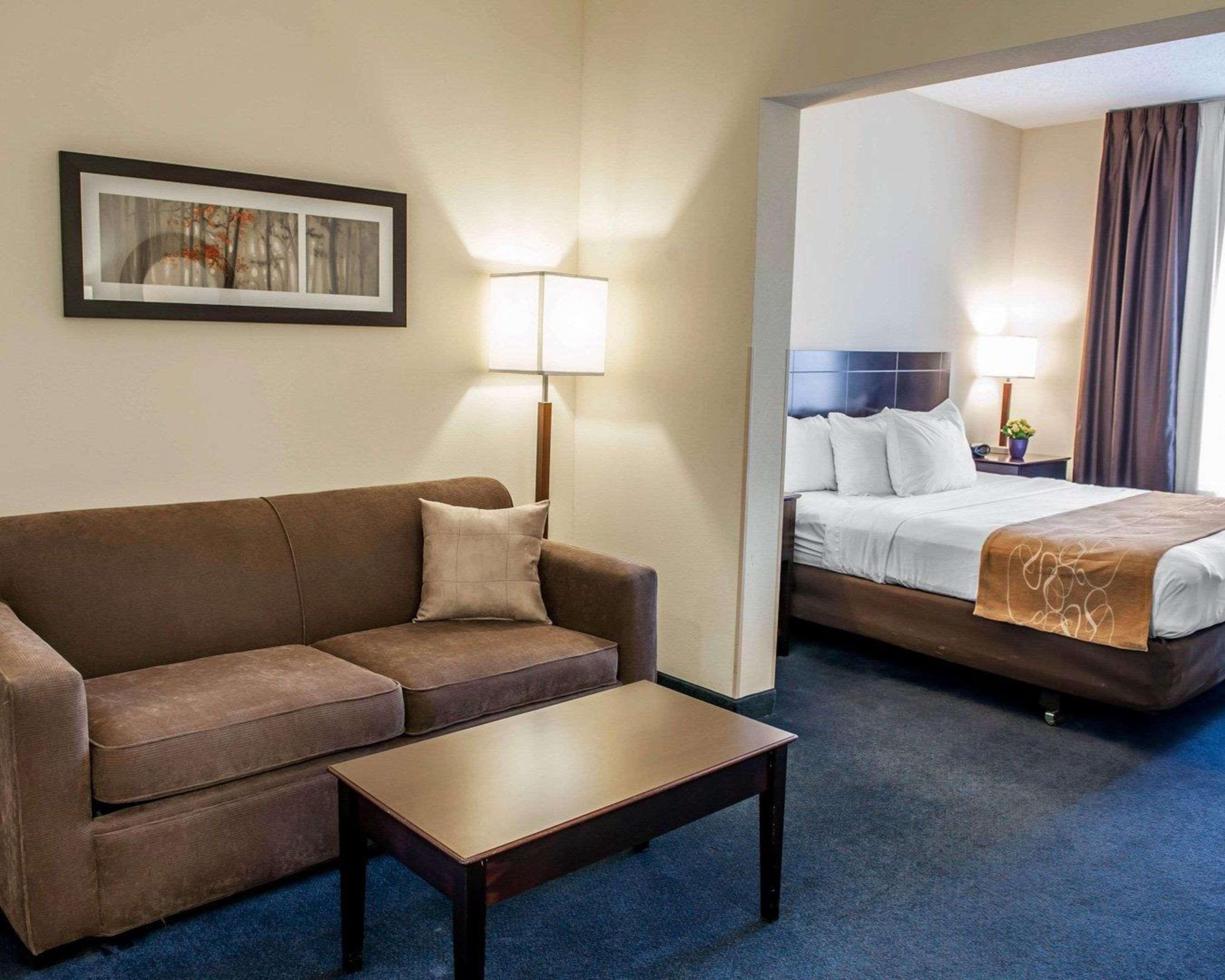 Comfort Suites South Fort Wayne Exterior foto